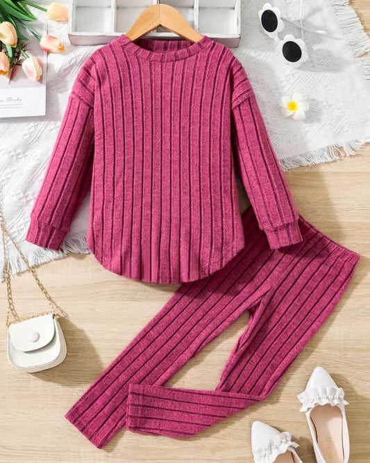 Rose red ribbed lounge set. Age 5-6 years